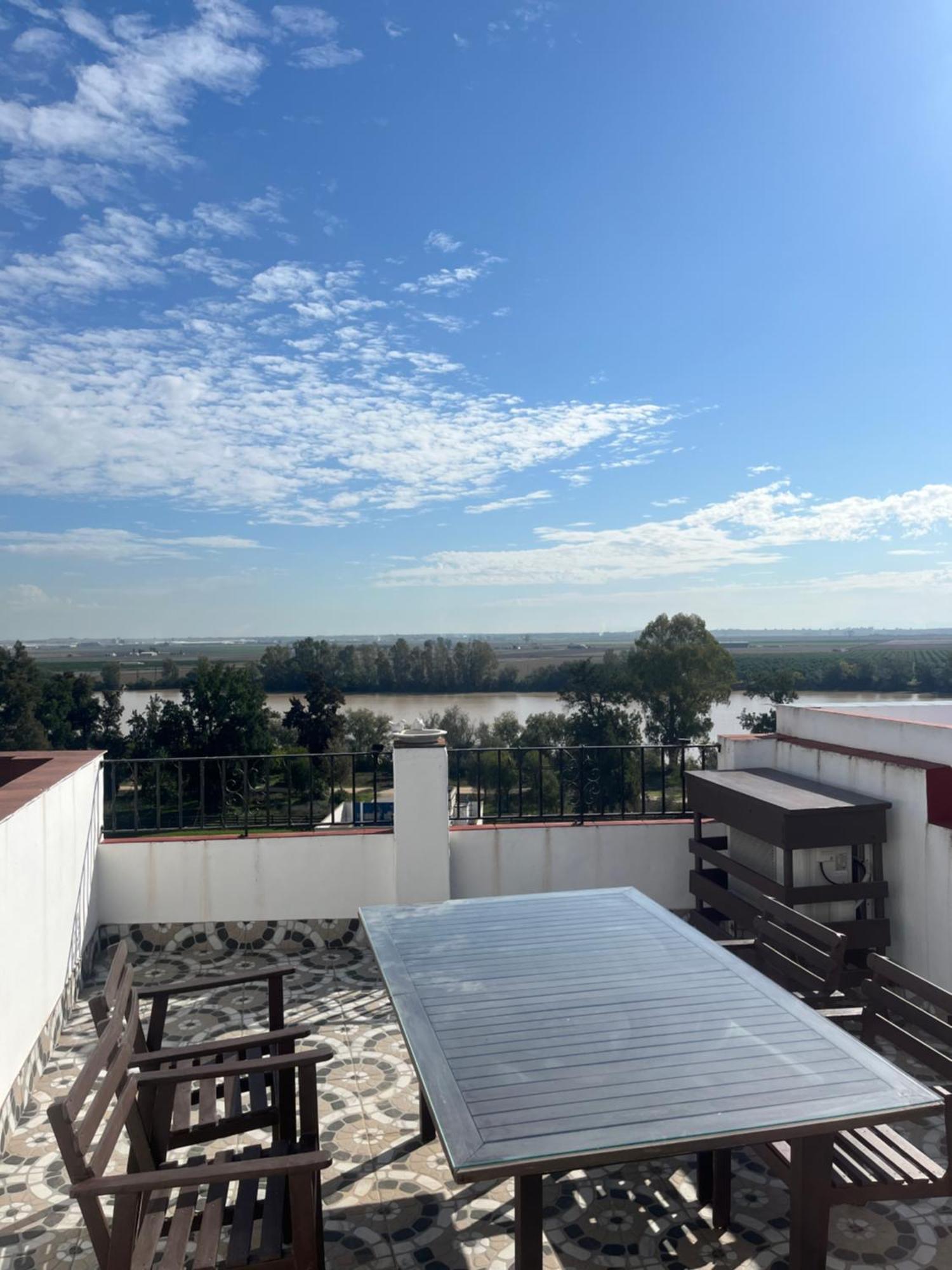 Estudio Las Palmillas Puebla del Río 外观 照片